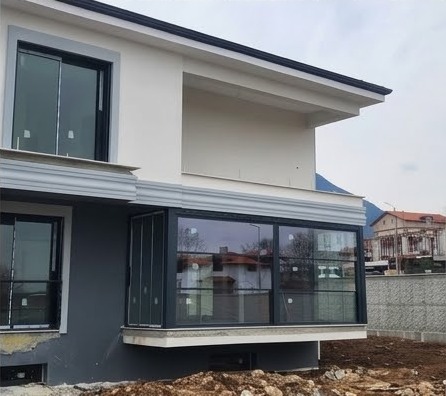 Giljotina sistem, ugao kuće